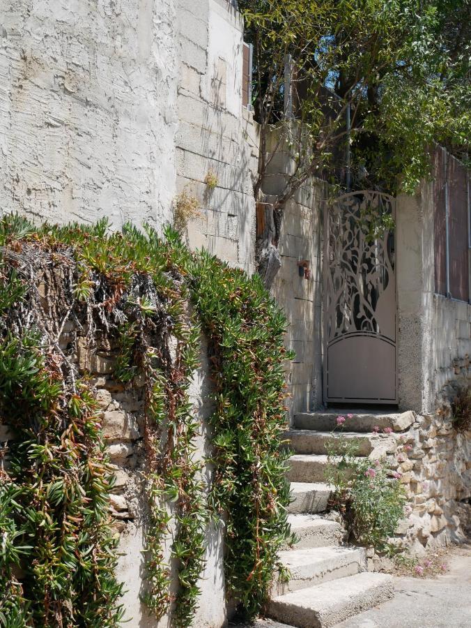 Nature Hostel La Ciotat Zewnętrze zdjęcie