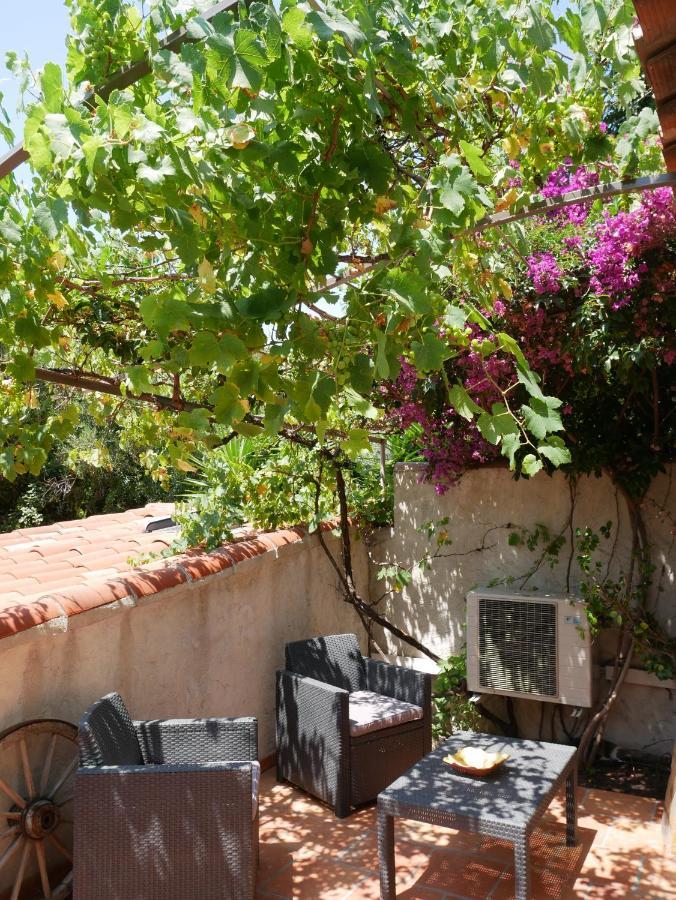 Nature Hostel La Ciotat Zewnętrze zdjęcie